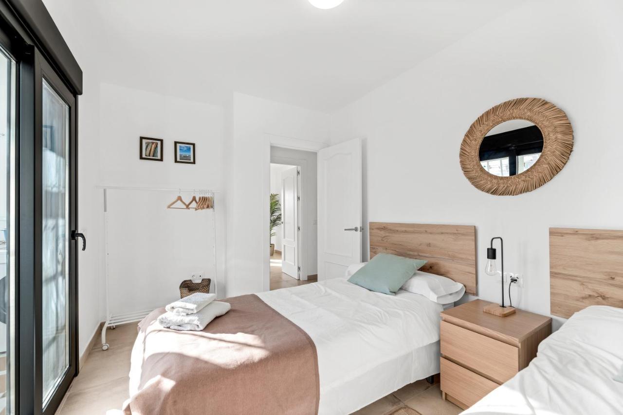 Casa Del Puerto, Encanto Junto Al Mar Estepona Bagian luar foto